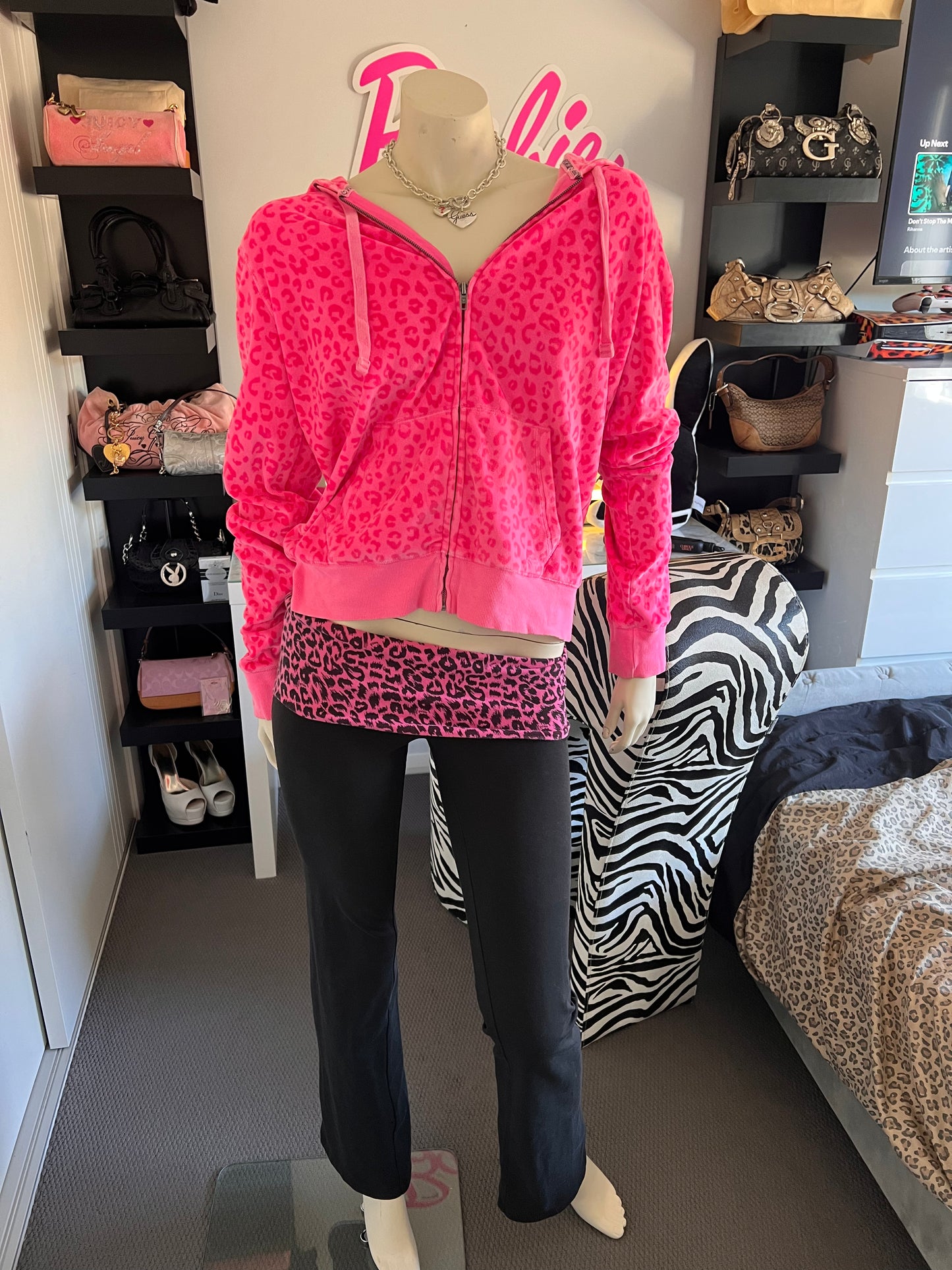 Victoria's Secret " Love Pink " Cheetah Print Jacket