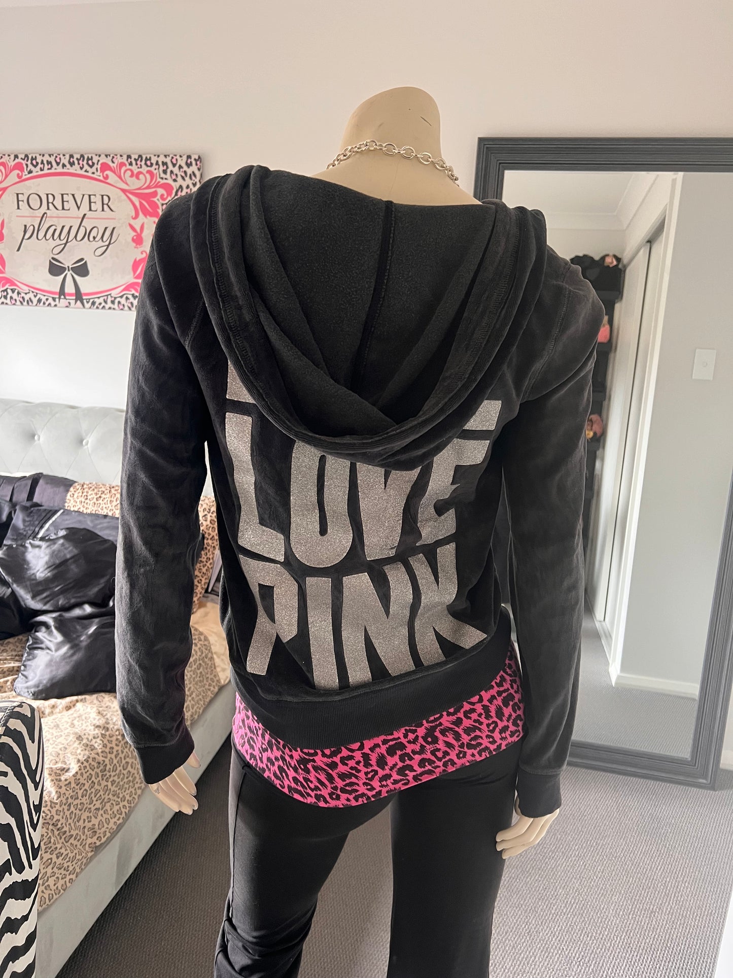 Victoria's Secret " Love Love Pink " Black Jacket