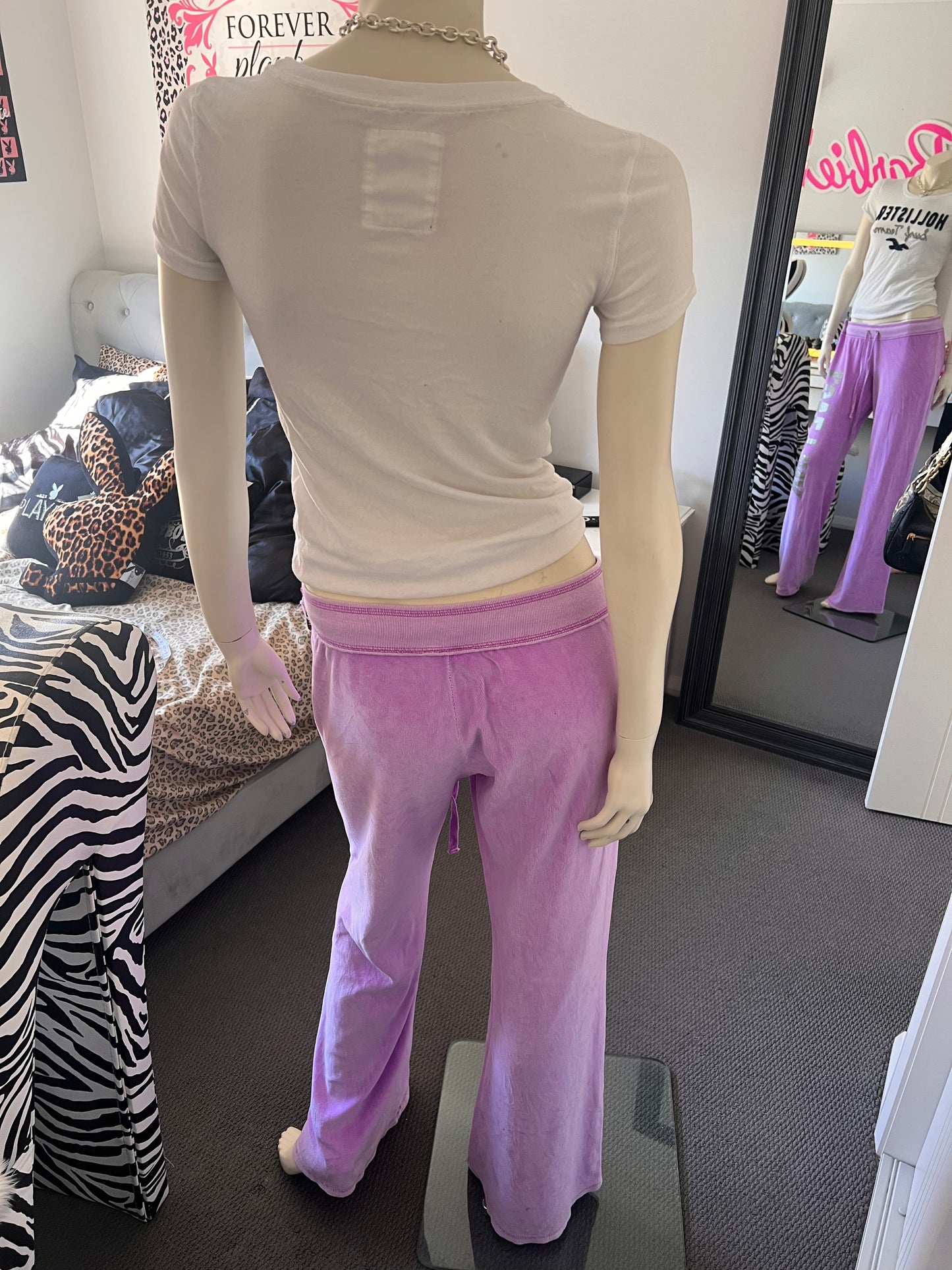 Victoria's Secret " Love Pink " Purple Bottoms