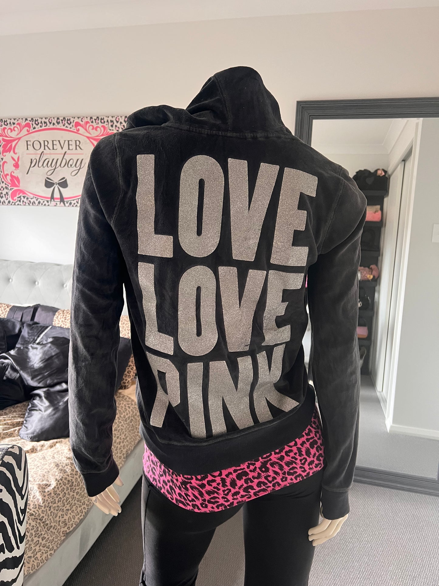 Victoria's Secret " Love Love Pink " Black Jacket