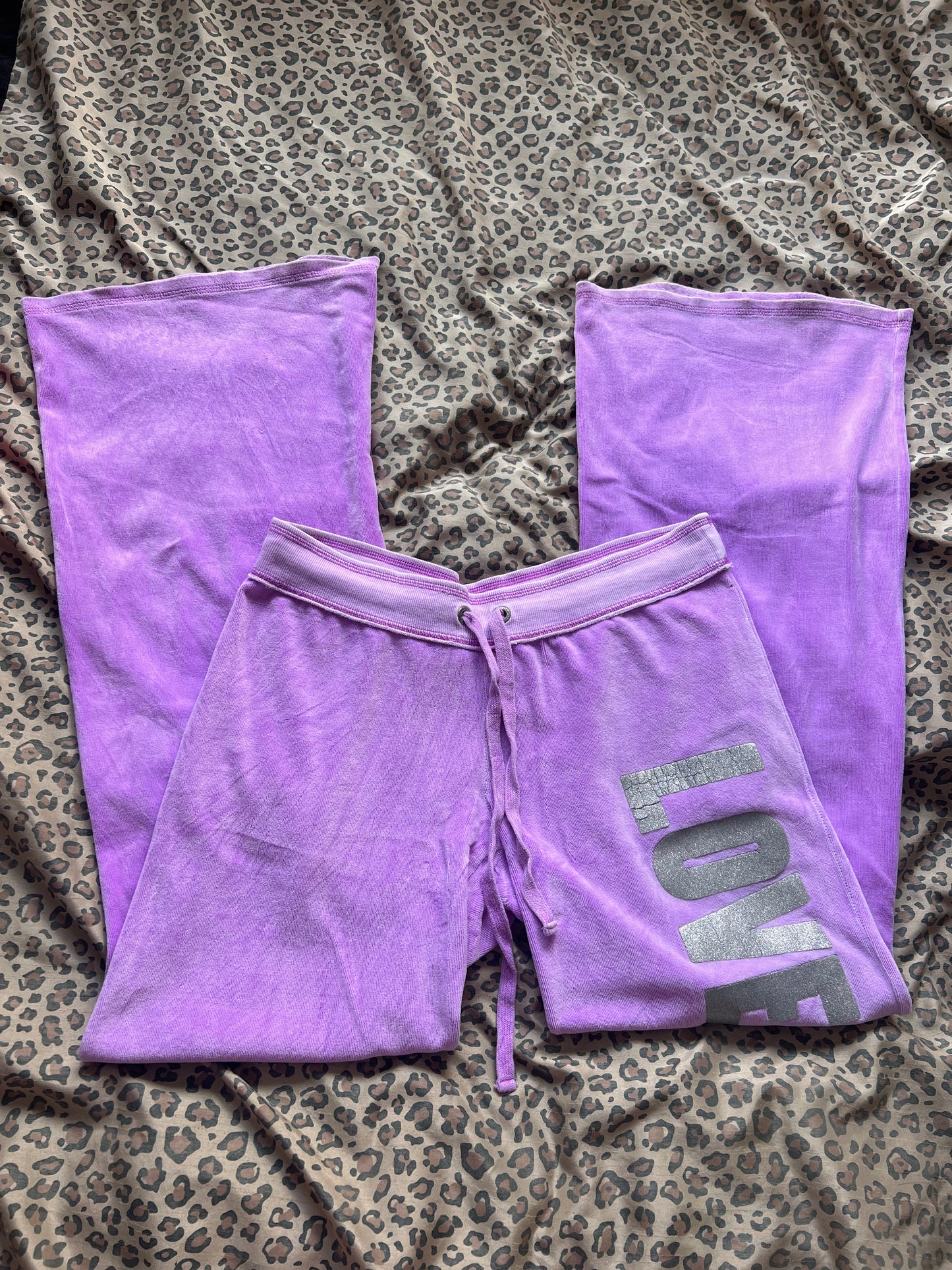 Victoria's Secret " Love Pink " Purple Bottoms